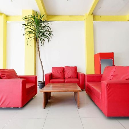 Super Oyo 1620 Sion Family Residence Grobogan Экстерьер фото