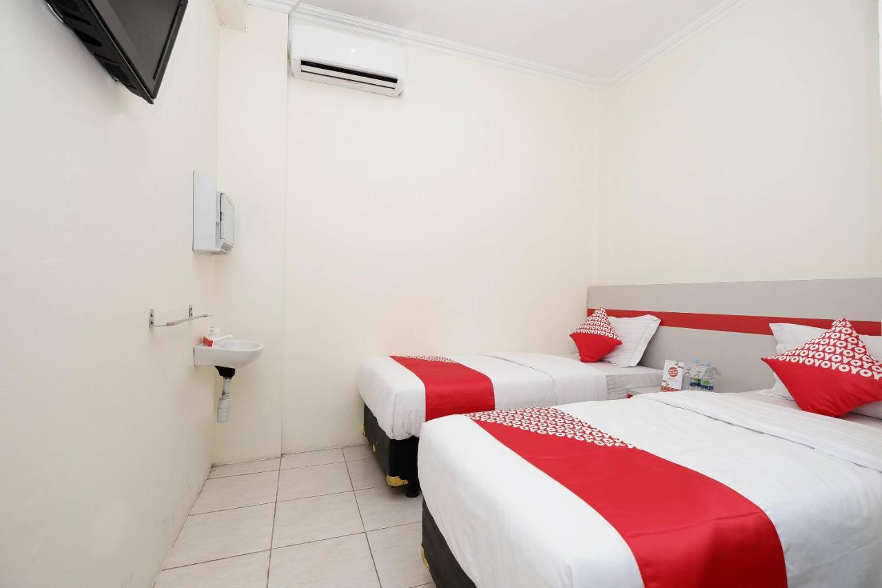 Super Oyo 1620 Sion Family Residence Grobogan Экстерьер фото